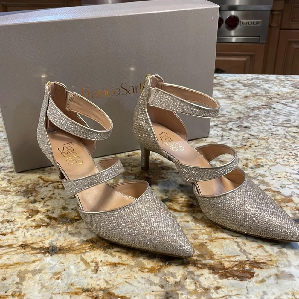Brand New FRANCO SARTO Platinum zip up shoes! An Awesome Holiday Shoe - Picture 1 of 6